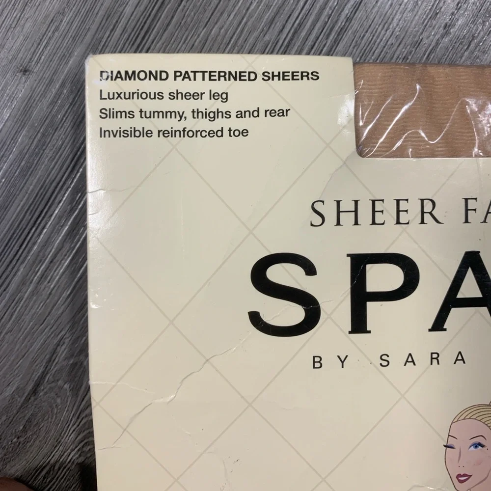 Spanx Sheer Fashion Tights Diamond Pattern Nude size E NEW